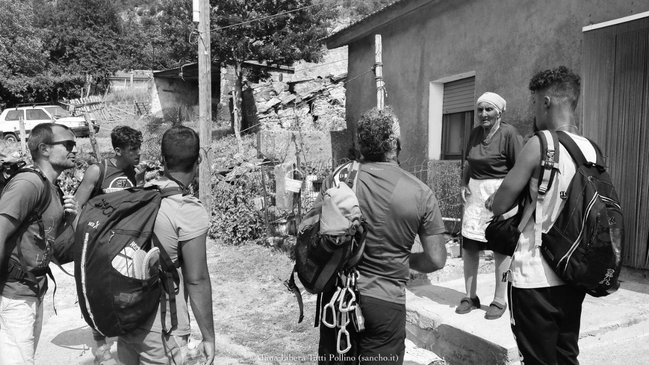Tana Libera Tutti Bed & Breakfast Viggianello Luaran gambar
